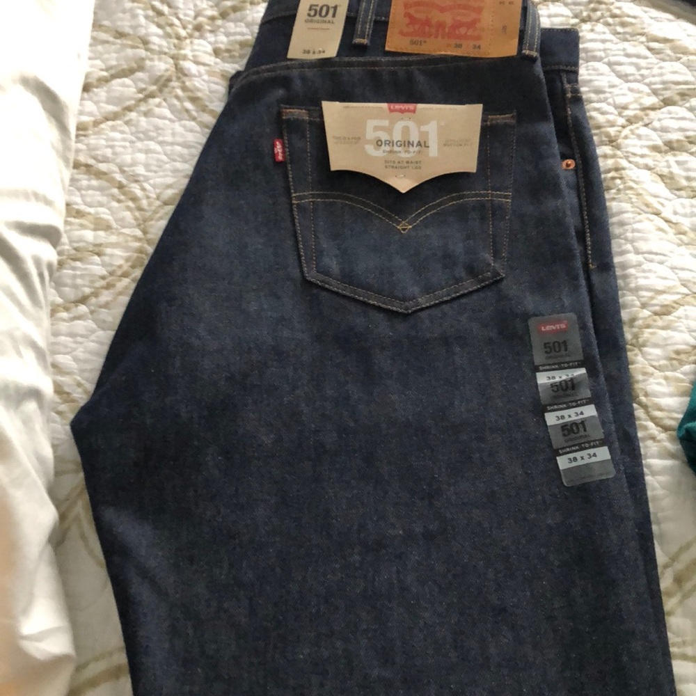 Levi jeans